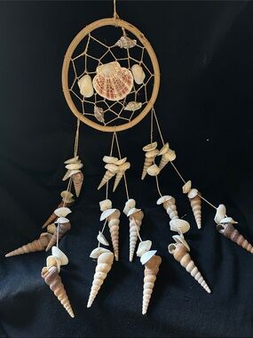 Handmade Seashell Dreamcatcher - Natural Beige & Brown